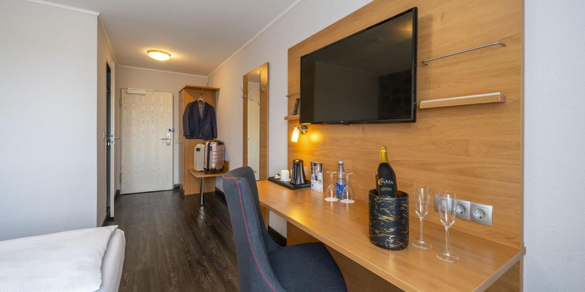 Best Western Plaza Hotel Stuttgart-Filderstadt Exterior foto