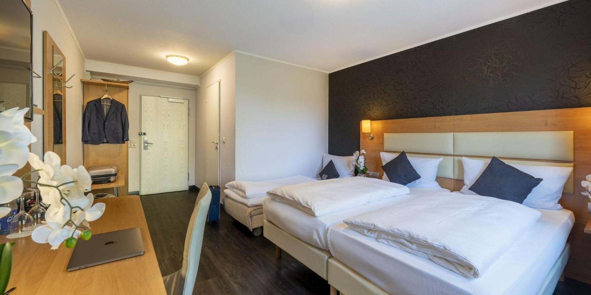 Best Western Plaza Hotel Stuttgart-Filderstadt Exterior foto