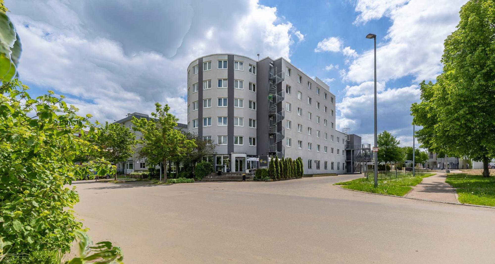 Best Western Plaza Hotel Stuttgart-Filderstadt Exterior foto